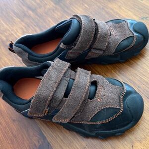 pediped Brown and Black Suede Kids Velcro Sneakers